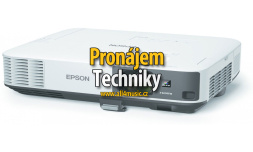 Pronájem projektoru